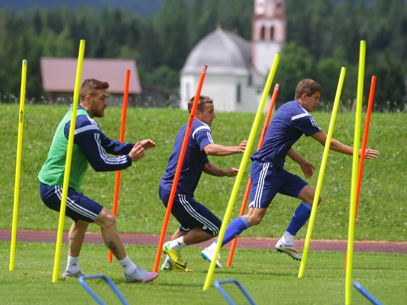 Professional Football Match Handling Football Training Camps